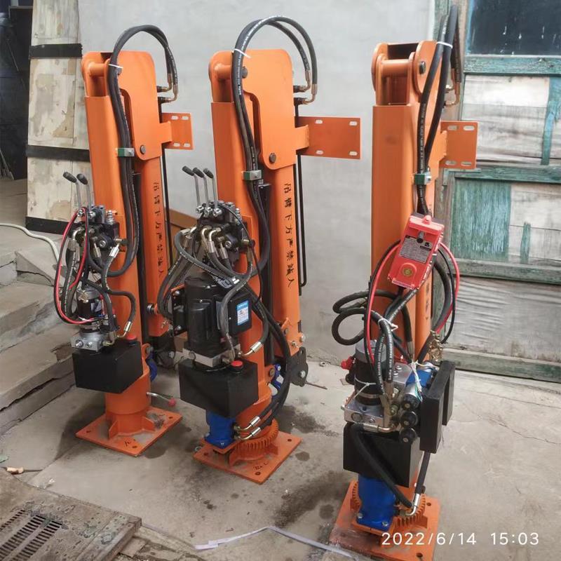 矿区重汽蓝牌随车吊 3.2吨 国六动力强 液压驱动 农用自卸起重机